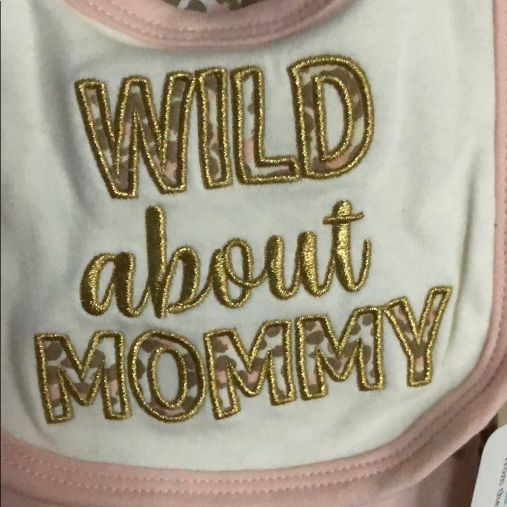 Wild about Mommy 3 piece set